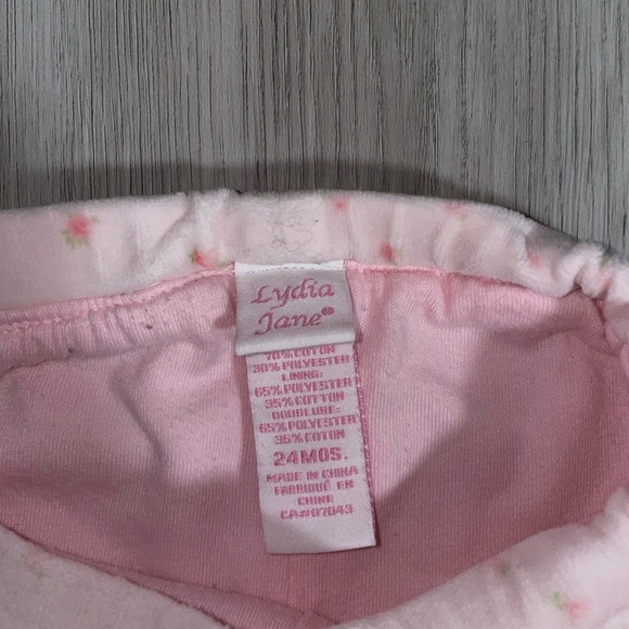 5/$15 Lydia Jane Pink Floral Pants - Picture 4 of 5